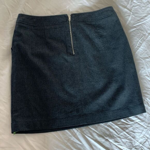 See by Chloe Plaid Button Skirt sz 40 or 4 - Picture 4 of 5